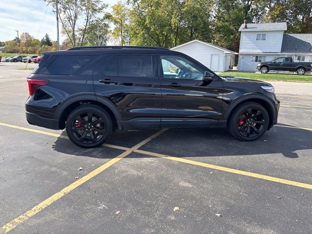 Certified 2023 Ford Explorer ST w/ Equipment Group 401A AWD/4WD image 2