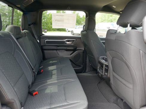New 2026 RAM 1500 4x4 Crew Cab image 14