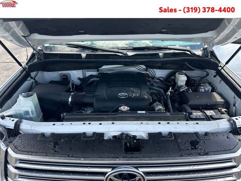 Certified 2018 Toyota Tundra SR5 w/ SR5 Upgrade Package AWD/4WD image 18