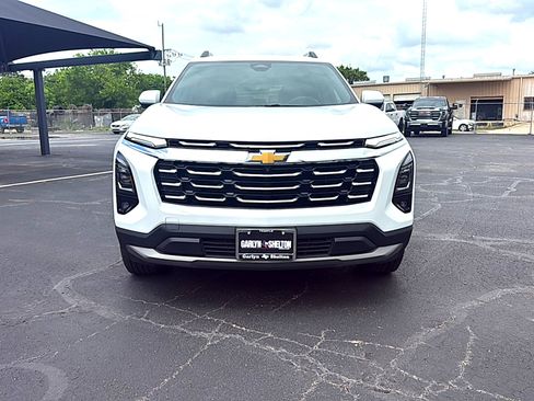 Used 2025 Chevrolet Equinox LT w/ Convenience Package II image 5