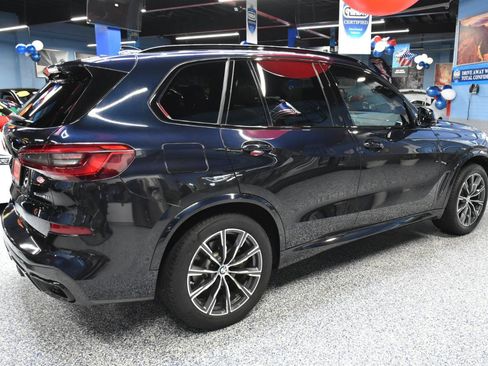 Used 2020 BMW X5 xDrive40i w/ M Sport Package image 3