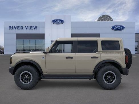 New 2026 Ford Bronco Outer Banks AWD/4WD image 3