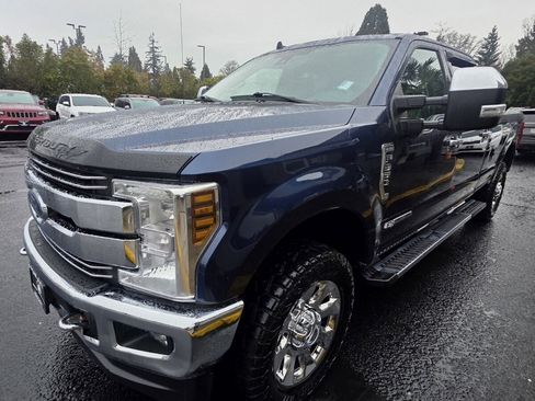 Used 2019 Ford F350 Lariat w/ Lariat Ultimate Package image 3