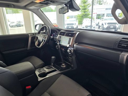 Certified 2024 Toyota 4Runner SR5 Premium w/ Moonroof Package AWD/4WD image 46