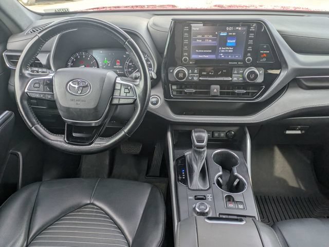 Used 2021 Toyota Highlander XSE AWD/4WD image 31