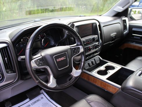 Used 2014 GMC Sierra 1500 SLT w/ Suspension Package, Off-Road AWD/4WD image 17