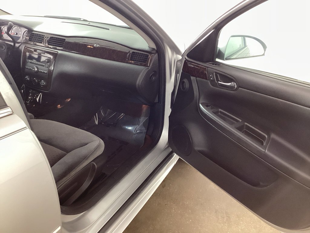 Used 2013 Chevrolet Impala LS FWD image 23