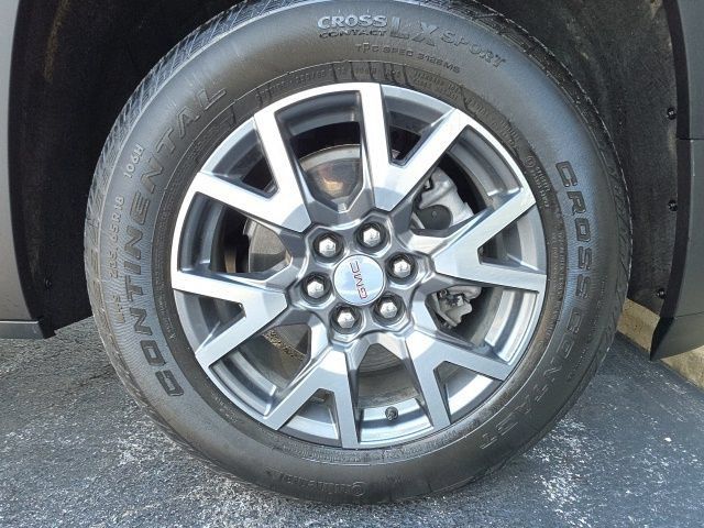 Certified 2023 GMC Acadia SLT FWD image 29