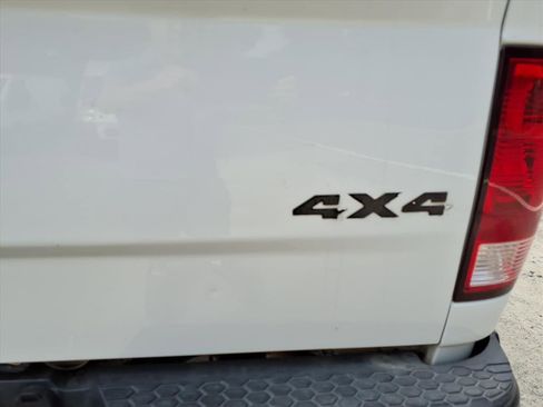 Used 2016 RAM 2500 Tradesman image 12