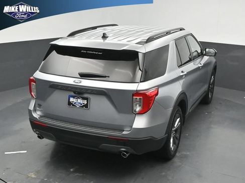 Used 2024 Ford Explorer XLT w/ Equipment Group 202A RWD image 15