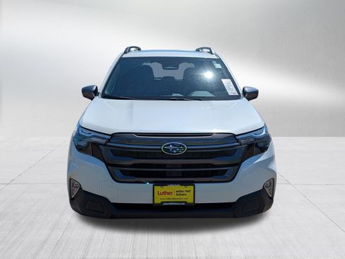 Used 2026 Subaru Forester Premium AWD/4WD image 2