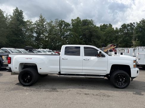 Used 2017 Chevrolet Silverado 3500 High Country w/ Duramax Plus Package AWD/4WD image 99