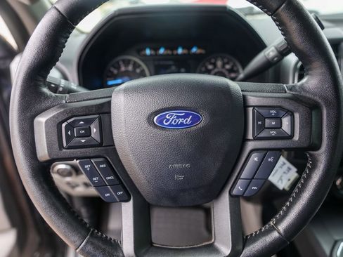 Used 2020 Ford F150 XLT w/ Equipment Group 302A Luxury AWD/4WD image 15