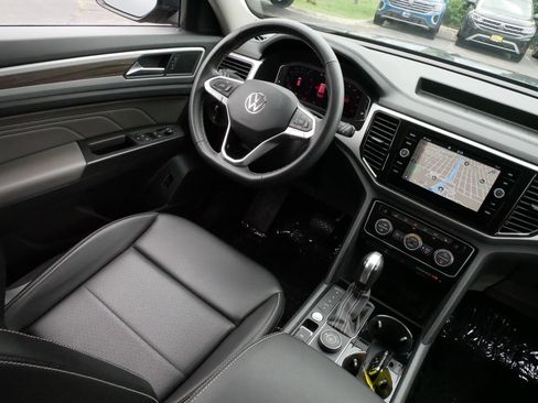 Certified 2023 Volkswagen Atlas SEL AWD/4WD image 9