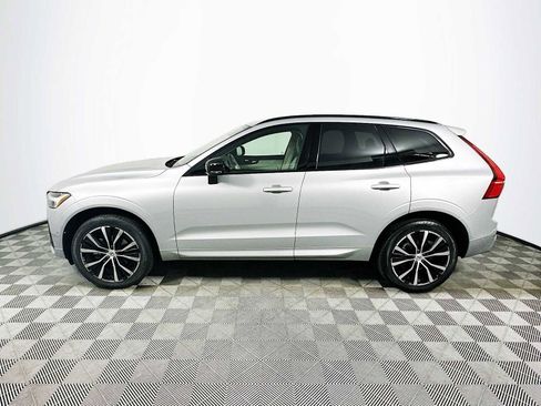 Used 2023 Volvo XC60 B5 Plus w/ Climate Package AWD/4WD image 4