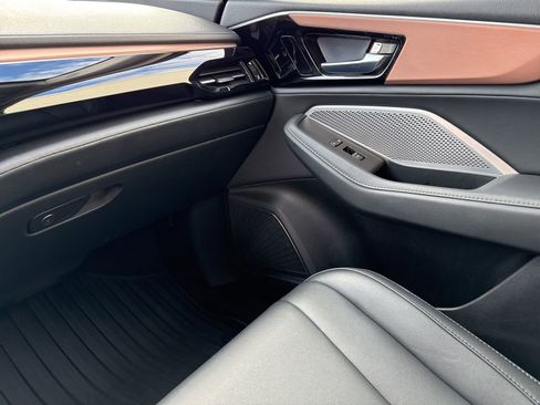 Used 2022 Acura MDX SH-AWD image 29