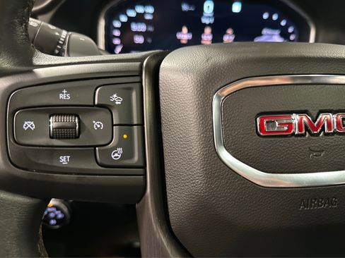 Used 2022 GMC Sierra 1500 AT4 image 25