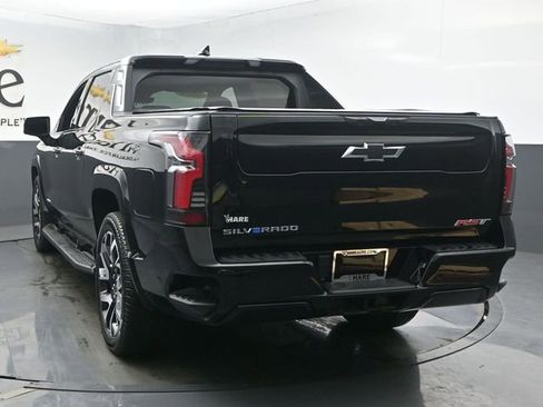 Used 2024 Chevrolet Silverado EV RST AWD/4WD image 34