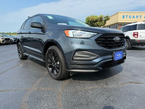 Certified 2023 Ford Edge SE w/ Black Appearance Package AWD/4WD image 1
