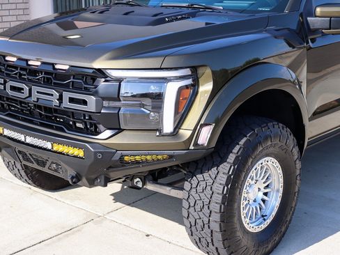 Used 2025 Ford F150 Raptor AWD/4WD image 11