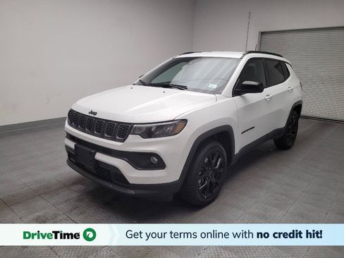Used 2025 Jeep Compass Latitude w/ Convenience Group AWD/4WD image 1
