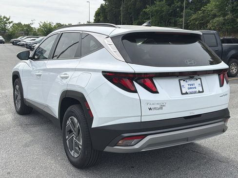 Certified 2025 Hyundai Tucson Blue AWD/4WD image 7
