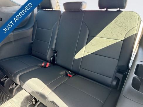 New 2026 Chevrolet Traverse LT image 23