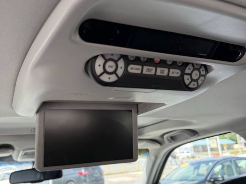 Used 2011 Honda Pilot Touring image 14