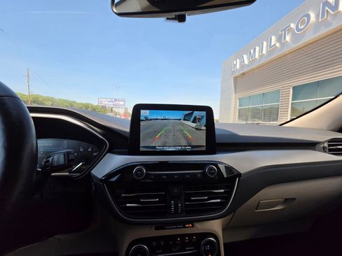 Used 2020 Ford Escape SEL FWD image 13