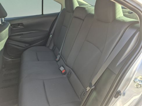 Used 2025 Toyota Corolla LE FWD image 16