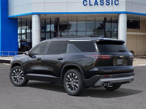 New 2026 Chevrolet Traverse LT w/ Sun and Wheel Package FWD image 3