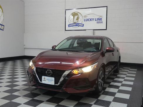 Used 2021 Nissan Sentra SV image 4