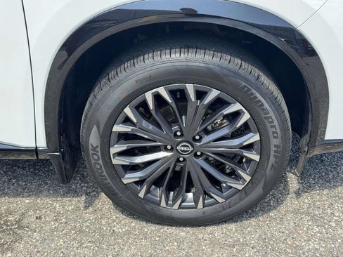 Certified 2026 Nissan Rogue Platinum w/ Platinum Premium Package AWD/4WD image 8