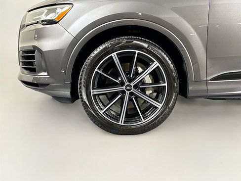 Used 2021 Audi Q7 3.0T Premium Plus w/ Executive Package AWD/4WD image 24