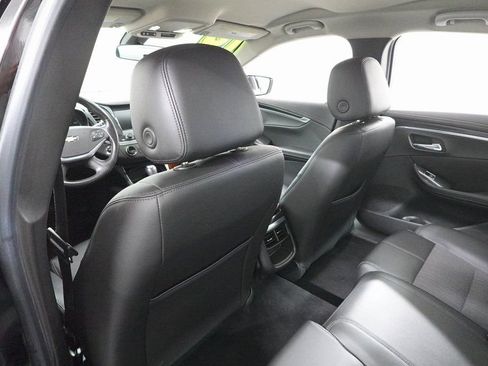 Used 2019 Chevrolet Impala LT image 24