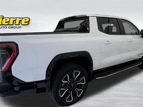 Used 2025 GMC Sierra EV Denali image 7