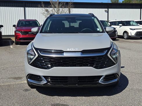 Certified 2023 Kia Sportage SX image 2