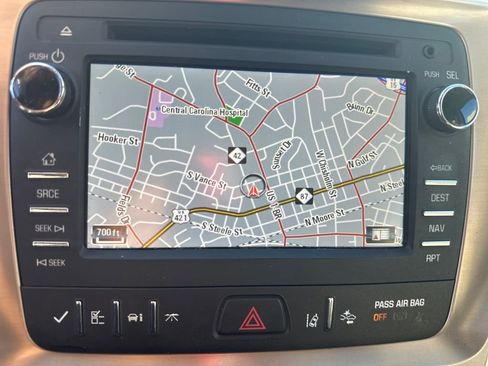 Used 2014 GMC Acadia Denali image 21