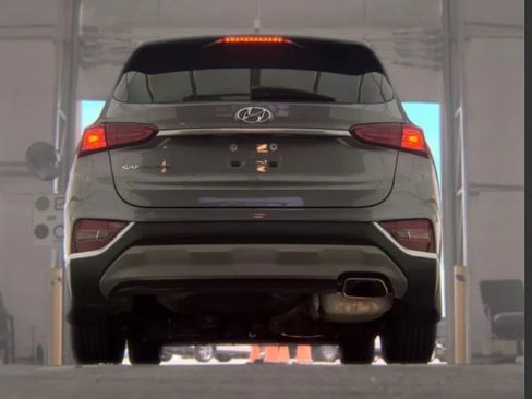 Used 2020 Hyundai Santa Fe SEL FWD image 12