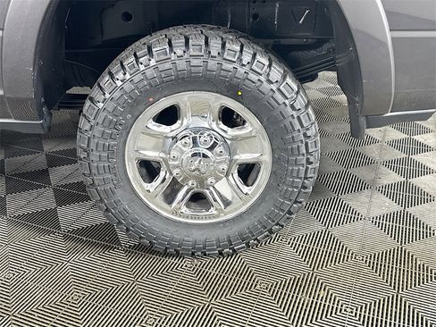 Used 2022 RAM 3500 Laramie image 34