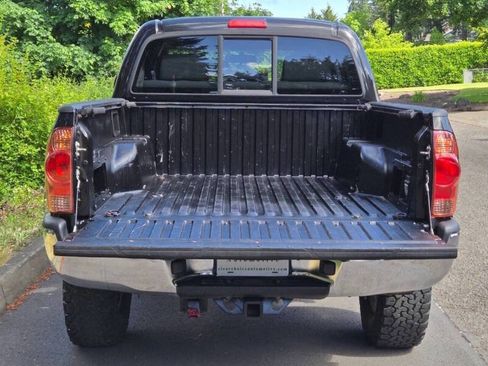 Used 2005 Toyota Tacoma 4x4 Double Cab image 11