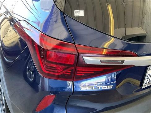 Used 2023 Kia Seltos Nightfall Edition AWD/4WD image 28