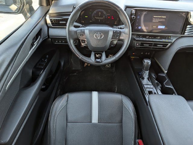 Used 2025 Toyota Camry SE w/ Multimedia Upgrade Package FWD image 12