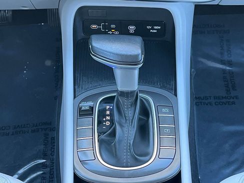 Used 2025 Hyundai Kona SEL image 40