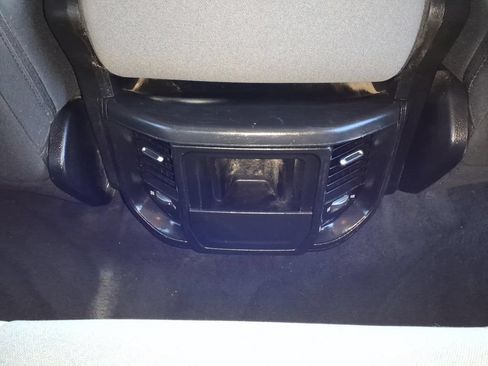 Used 2019 RAM 1500 Big Horn AWD/4WD image 14