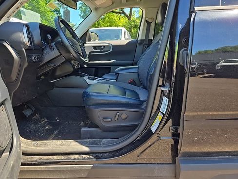 Used 2022 Ford Bronco Sport Outer Banks w/ Tech Package AWD/4WD image 14