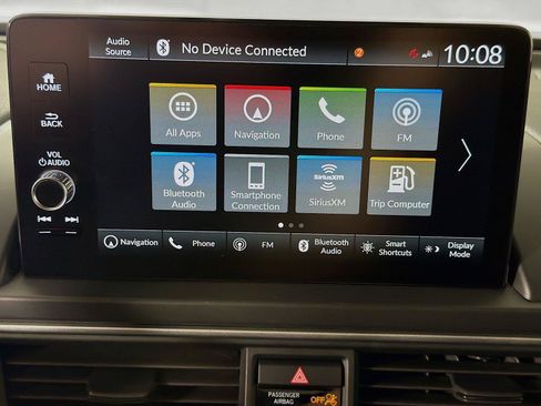 Used 2024 Honda Pilot Touring image 19