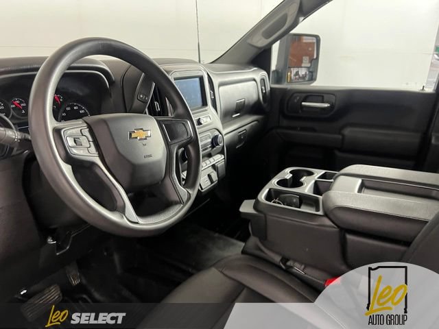 Used 2025 Chevrolet Silverado 3500 W/T AWD/4WD image 11