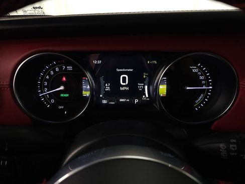 Used 2023 Jeep Wrangler Unlimited Rubicon 4xe AWD/4WD image 22