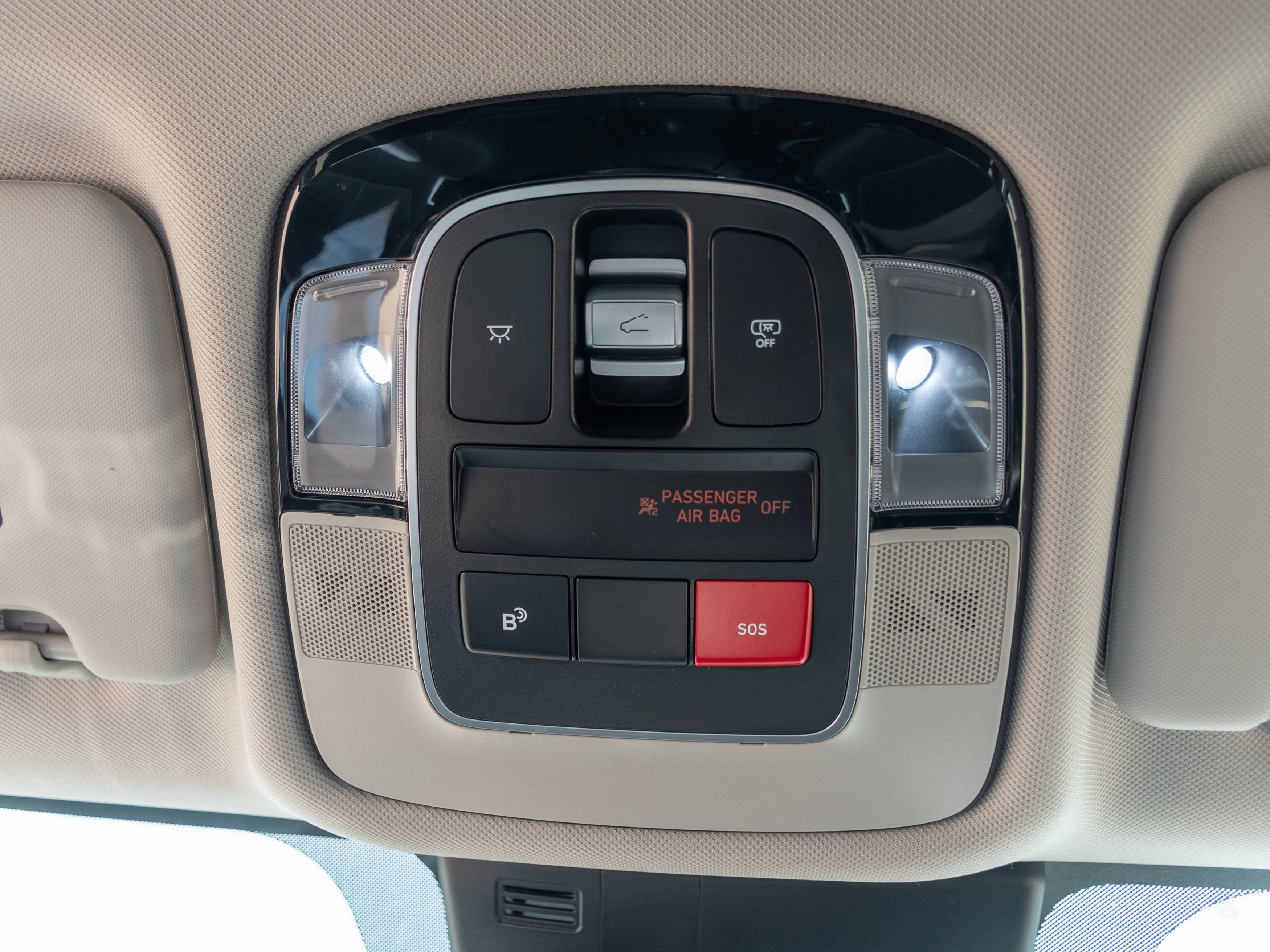 Used 2025 Hyundai Tucson Limited AWD/4WD image 18